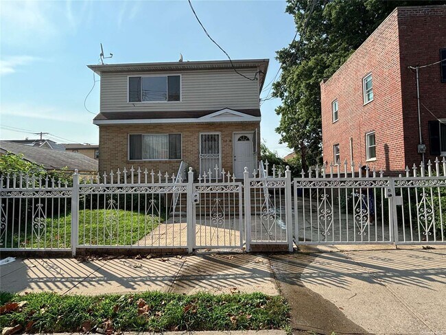 Building Photo - 165-38 144th Terrace