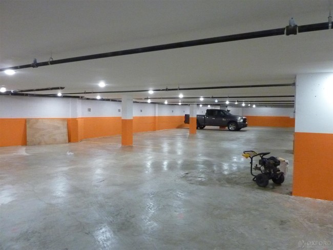 Foto del edificio - 106 Remsen Ave