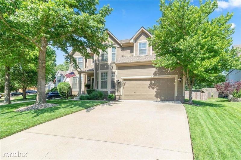 Primary Photo - 4 br, 3.5 bath House - 11 Parker Confidential