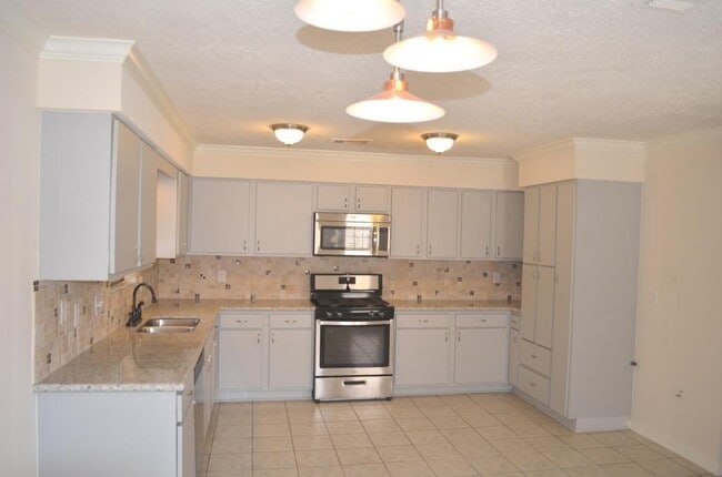 Foto del edificio - 2439 Colton Hollow Dr