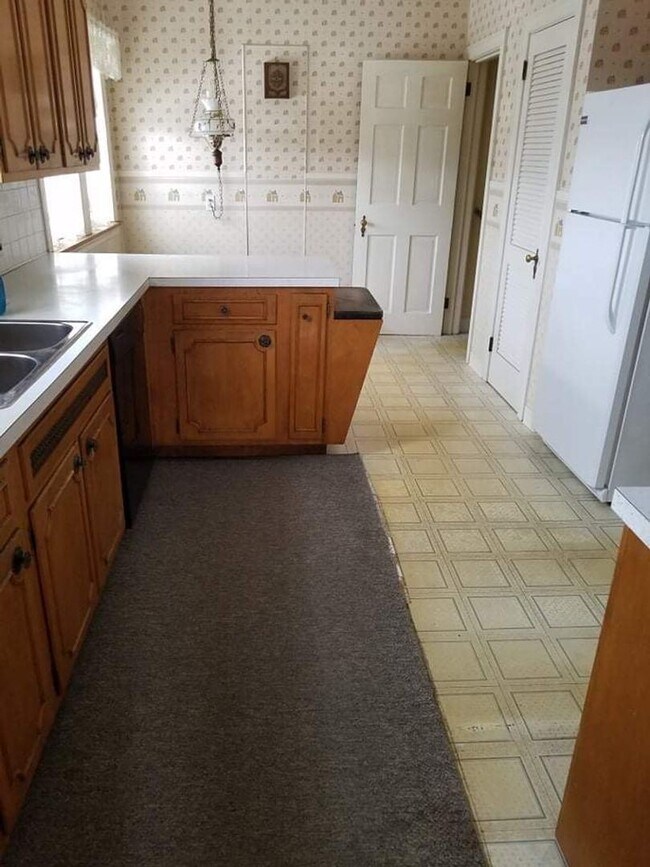Building Photo - 3 br, 2 bath House - 2740 e state route 18