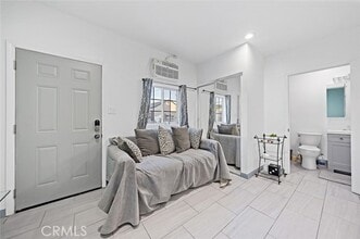 Building Photo - 2406 W 76th St