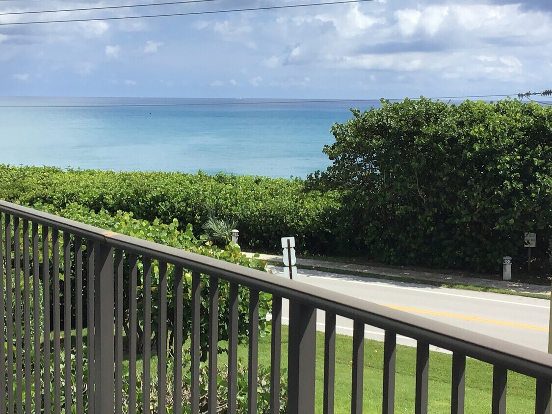 1055 Ocean Dr Unit 303, Juno Beach, FL 33408 Condo for Rent in Juno Beach, FL