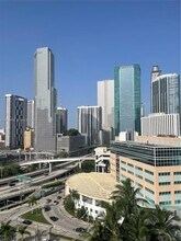 Building Photo - 350 S Miami Ave