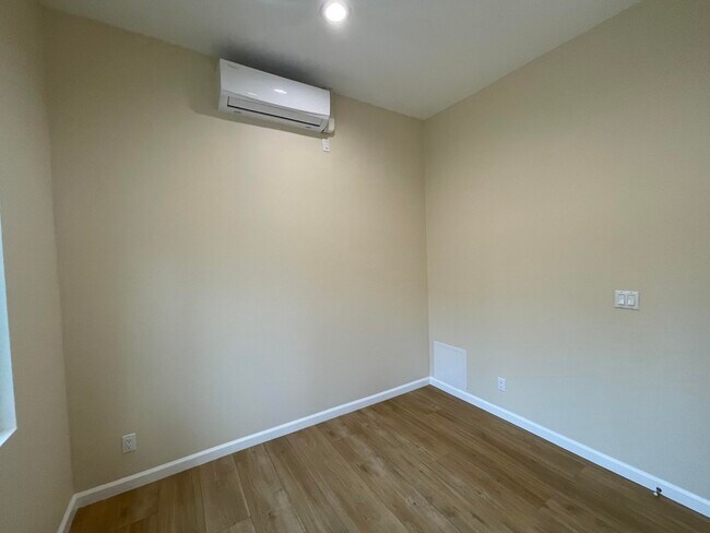 Dormitorio - 371 Douglas St