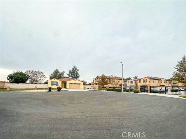 Foto del edificio - 10993 Bel Air Ave