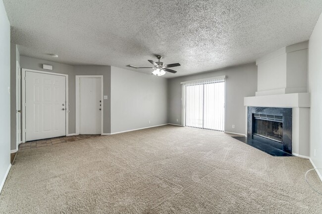 Building Photo - 7359 Corian Park Dr