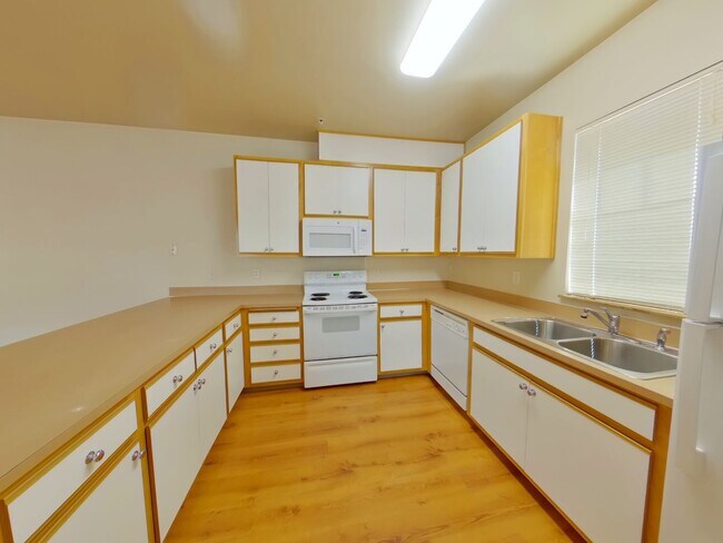 Foto del edificio - 762 E 17th Ave