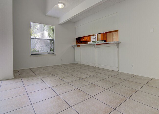 Foto del edificio - 3558-3560 Ranch Road 2222