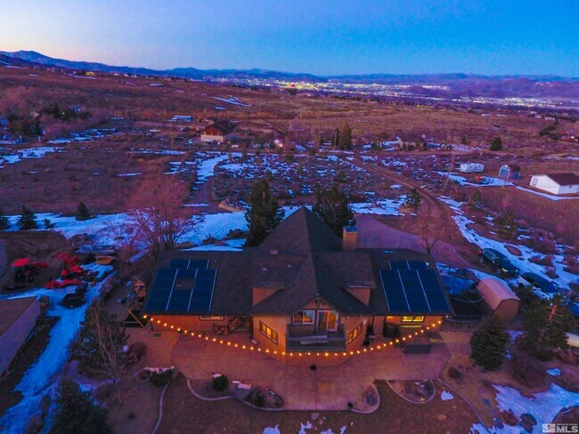 Building Photo - 5695 Rock Farm Rd