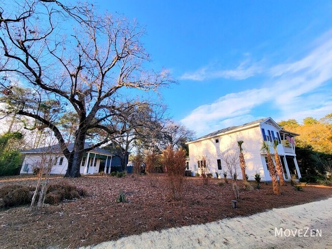 Foto del edificio - 1102 Tree Canopy Way A Wilmington, NC 2840...