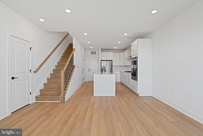 Foto del edificio - 19874 Yellow Daisy Ter