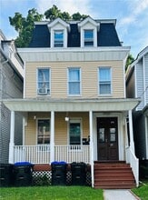 Building Photo - 139 Montgomery St