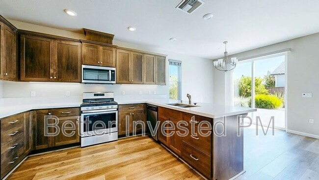 Building Photo - 1404 Dogwood Dr