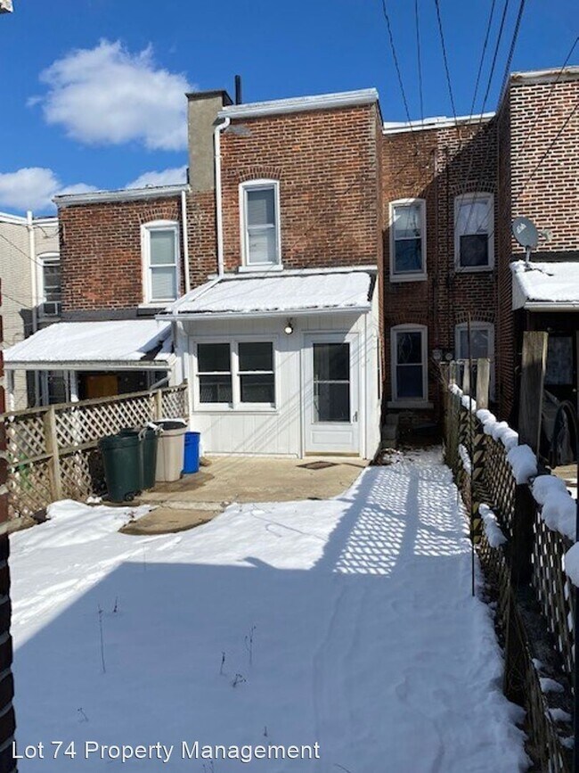 Building Photo - 3 br, 1.5 bath House - 854 N Penn Street