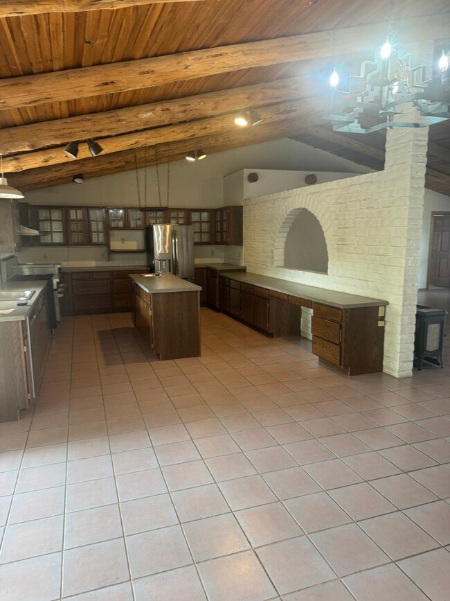 Building Photo - 1102 Big Sky Ln
