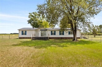 Building Photo - 4450 Zabell Dr