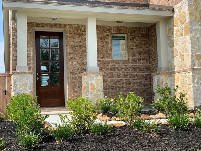 Foto del edificio - 26010 Steele Flower Dr