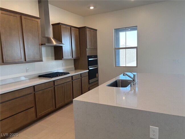 Building Photo - 560 Preston Oak Ln