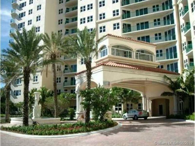 Building Photo - TURNBERRY ON THE GREEN