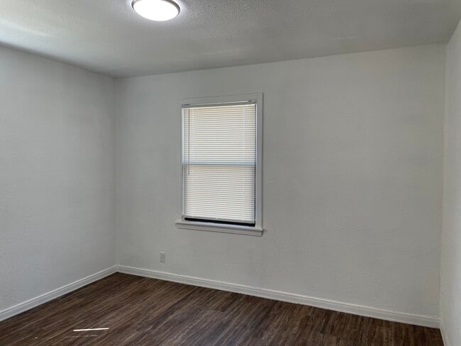 Building Photo - 2617 41st St