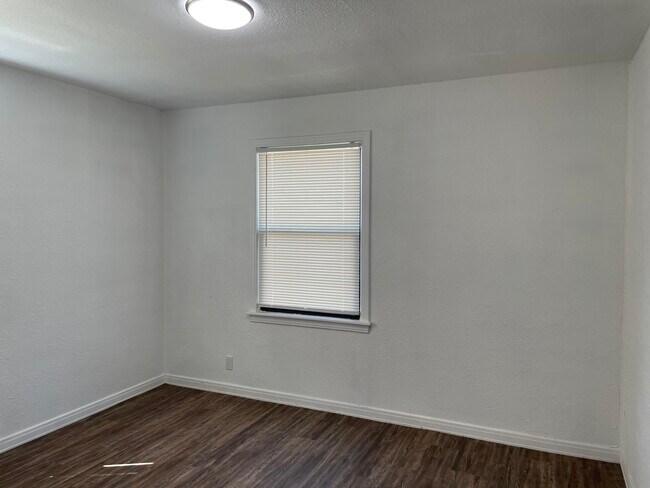 Foto del edificio - 2617 41st St