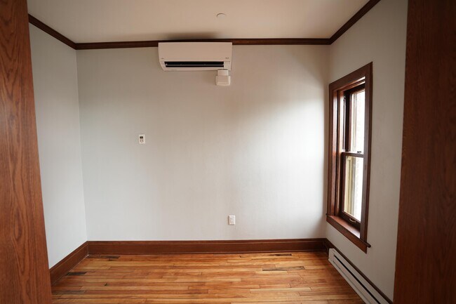 Foto del edificio - 704 Jefferson St