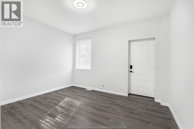 Building Photo - 712 Brock St