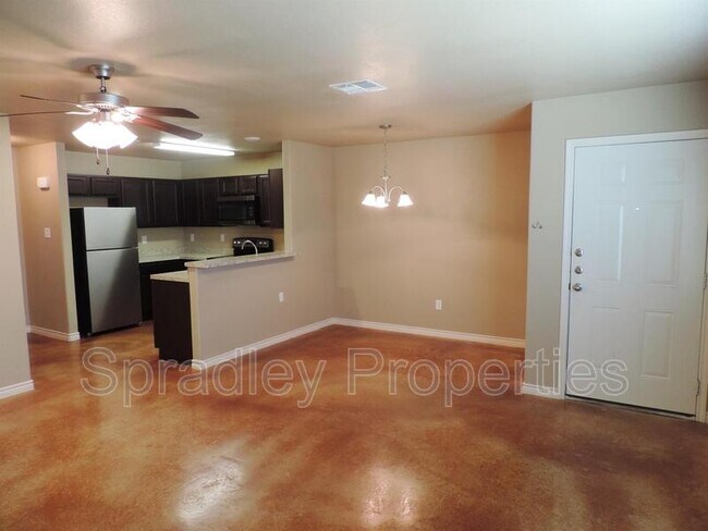 Building Photo - 1527 Chance Ct