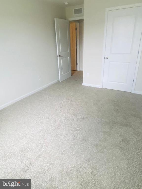 Foto del edificio - 5217 Crooked Ln