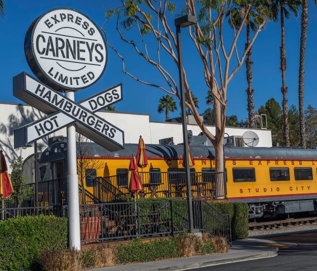 Carneys Restaurant, an LA staple