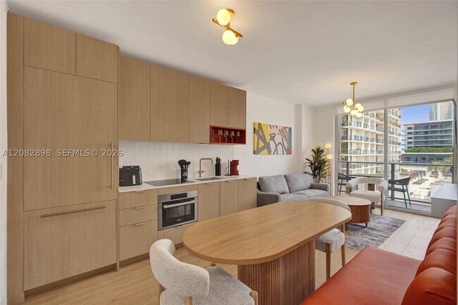 Foto del edificio - 90 NE 32nd St