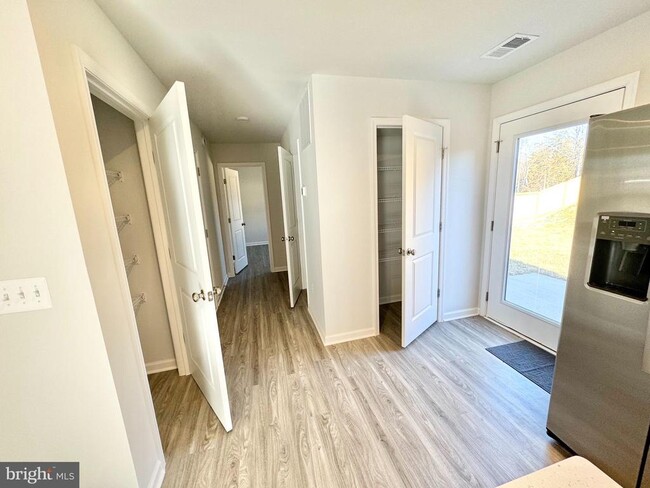 Foto del edificio - 95 Maben Hill Ln