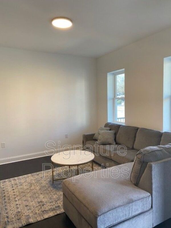 Foto del edificio - 1426 Bainbridge St