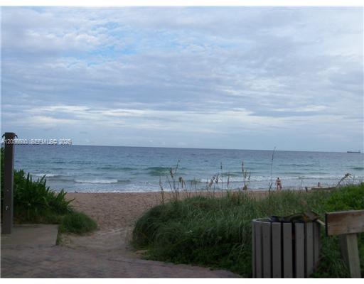 Foto del edificio - 2121 N Ocean Blvd