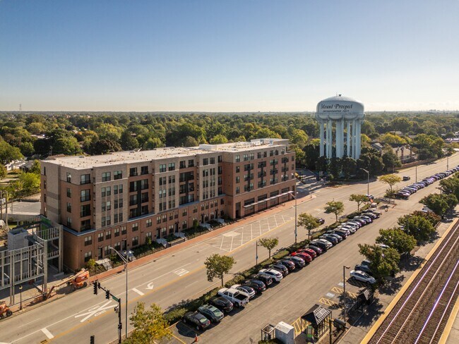 Building Photo - HQ Residences Apartments