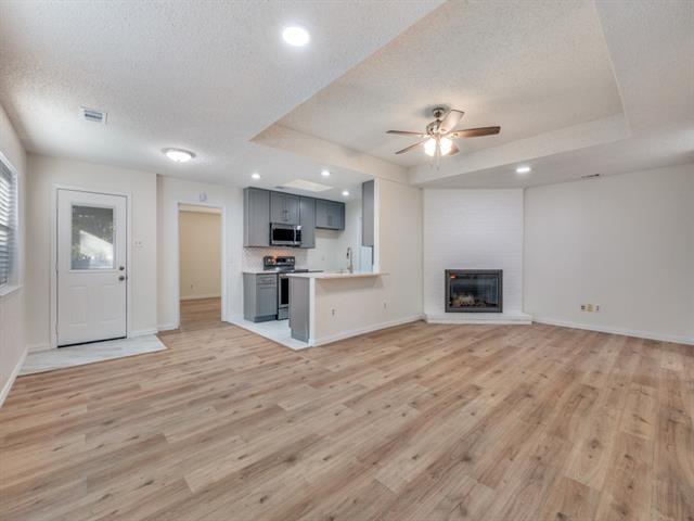 Foto del edificio - 8903 Marilyn Dr