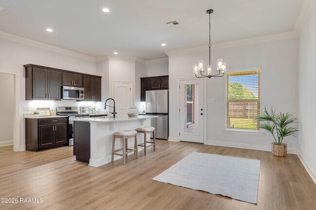 Foto del edificio - 102 Gilded Ln