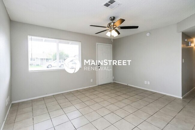 Building Photo - 3 Bedroom Pet-Friendly Home in CHANDLER, AZ with Main Street Renewal