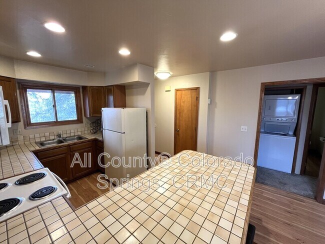 Foto del edificio - 2526 Plumtree Grove