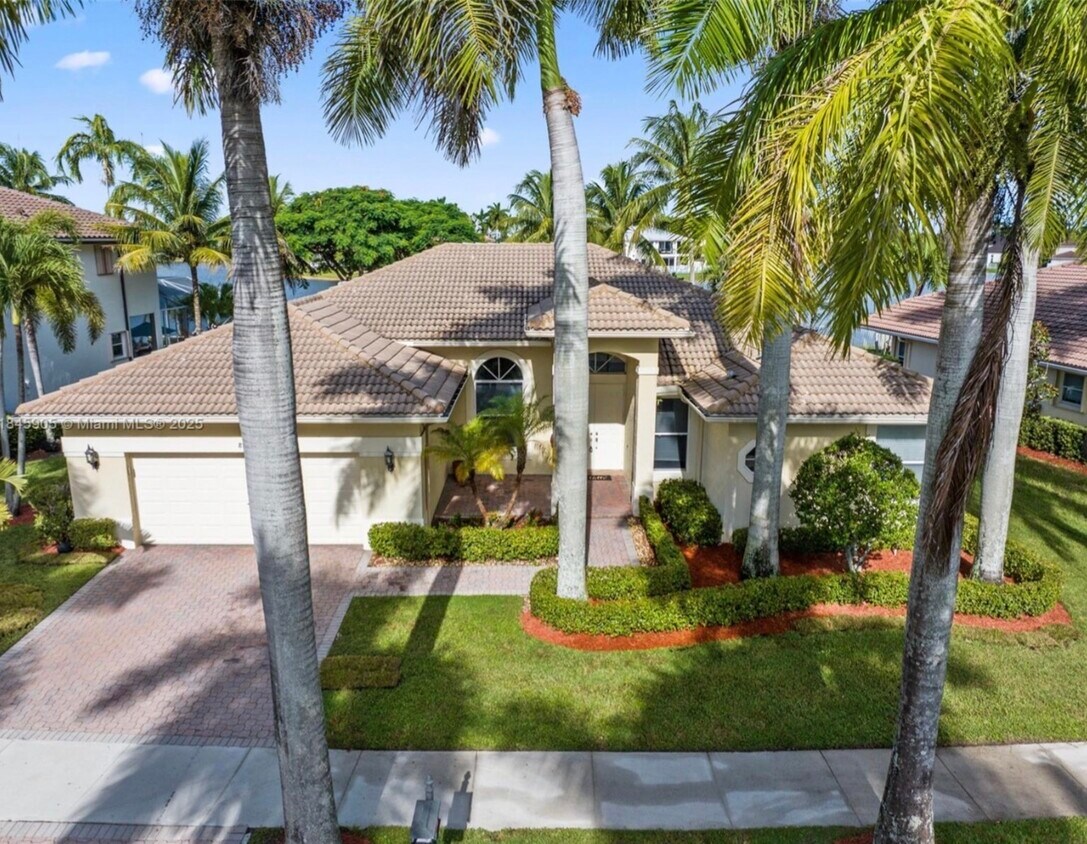 Photo - 896 Marina Dr (Weston, FL)