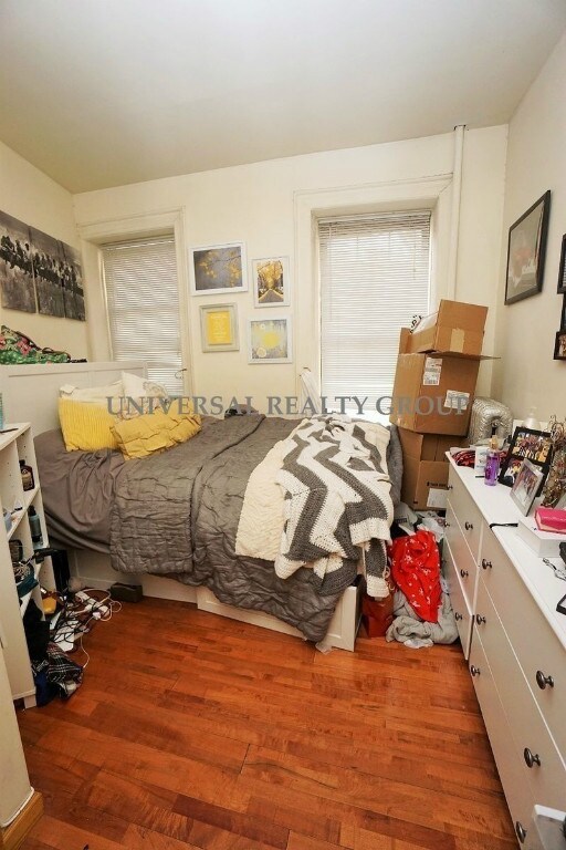 Foto del edificio - 244 E 21st St