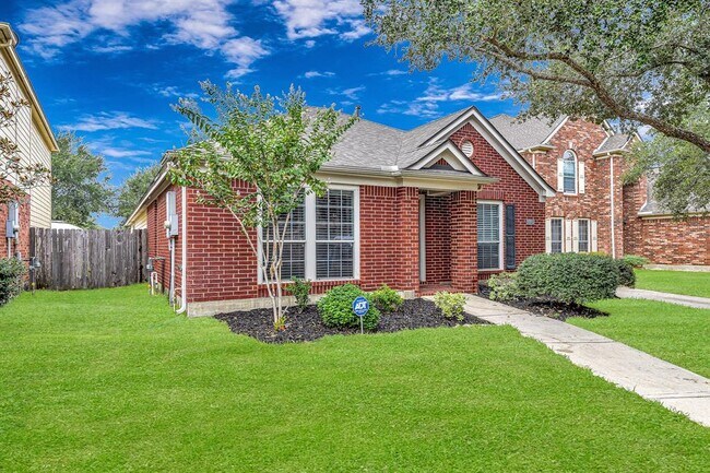 Building Photo - 11015 Pierce Valley Dr