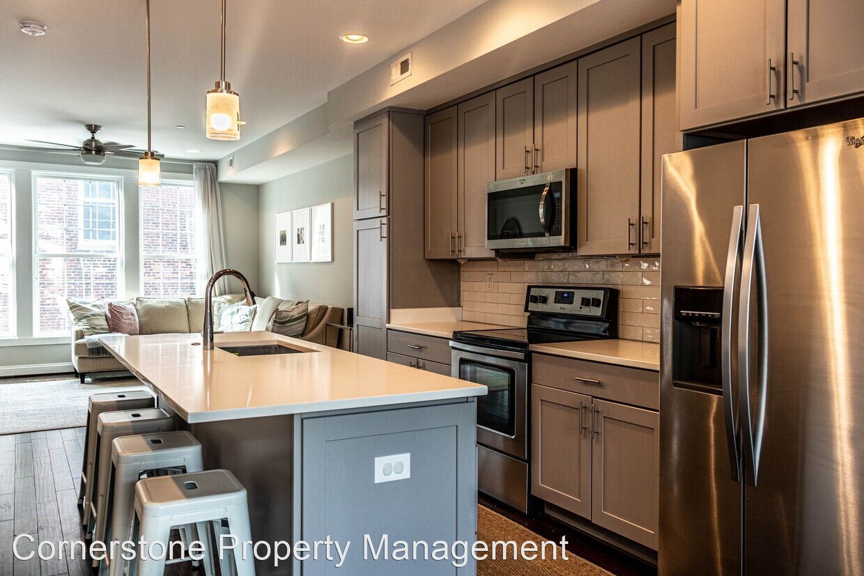 Foto principal - 3 br, 3.5 bath House - 15 S Chapel St