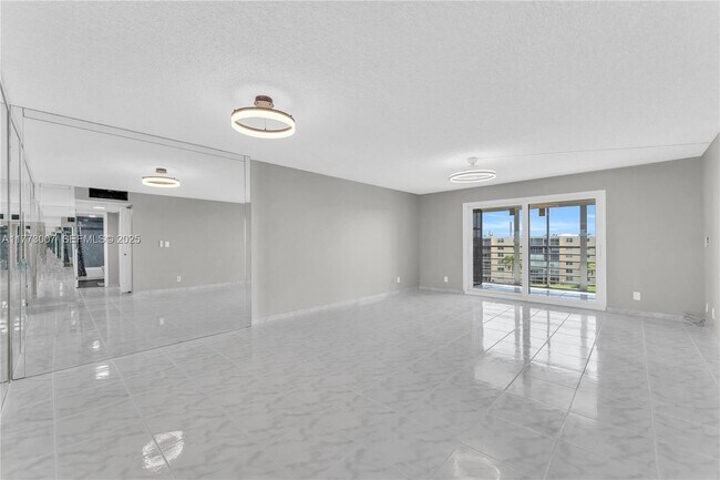 Foto del edificio - 401 SE 3rd St