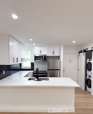 Building Photo - 17000 Burbank Blvd