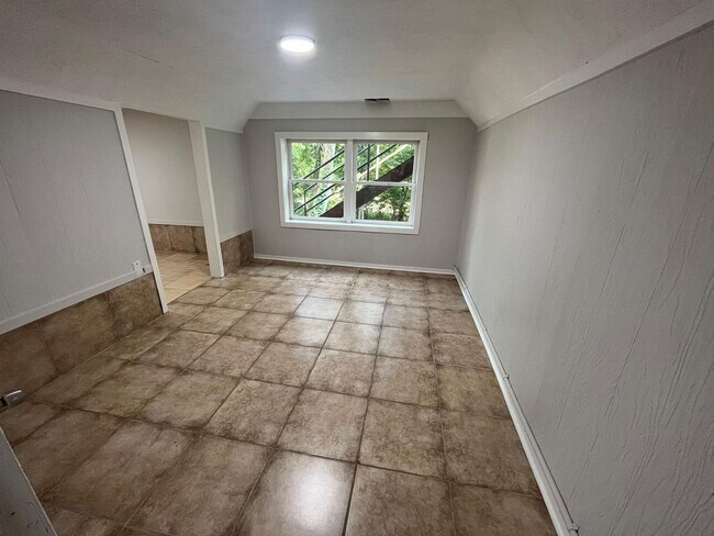 Foto del edificio - 3923 Fraser Cir