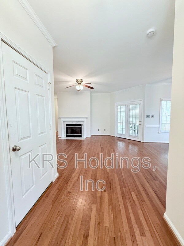 Building Photo - 4103 Branchwood Dr