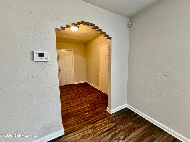 Building Photo - 2935 Bethel Ct