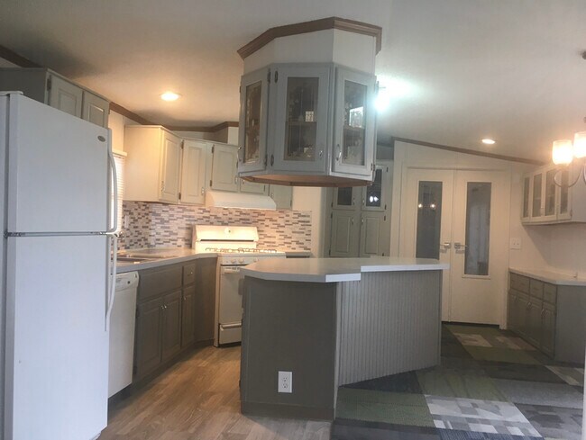 Building Photo - 7518 Crabapple Dr
